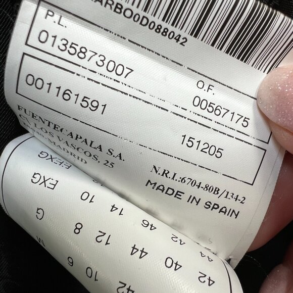 Boucle Black Jacket - Spanish designer Fuentecapala - Picture 4 of 5